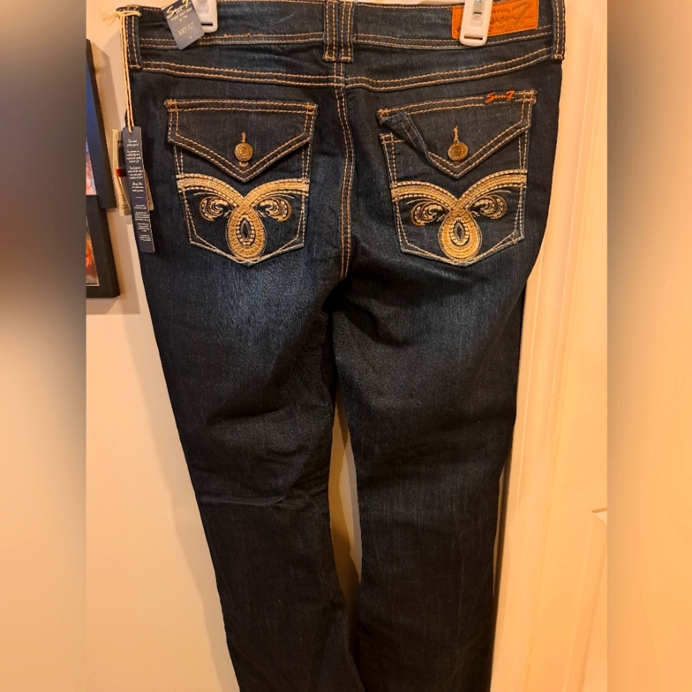 Rhythm in blue blue jeans